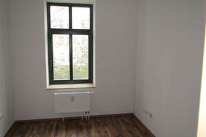 **Wohnen und wohlfühlen** - in Ihrer neuen 3-Raumwohnung, mit Balkon und Eckwanne!! – Zschopauer Straße 138, 9126 Bernsdorf, Chemnitz – Vorschaubild 6