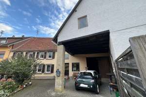 TOP-GELEGENHEIT! Gemütliches Einfamilienhaus mit Nebengebäude in Breitenheim/Meisenheim zu verkaufen – Die vollständige Adresse der Immobilie erhältst du vom Anbieter., 55592 Breitenheim – Vorschaubild 1