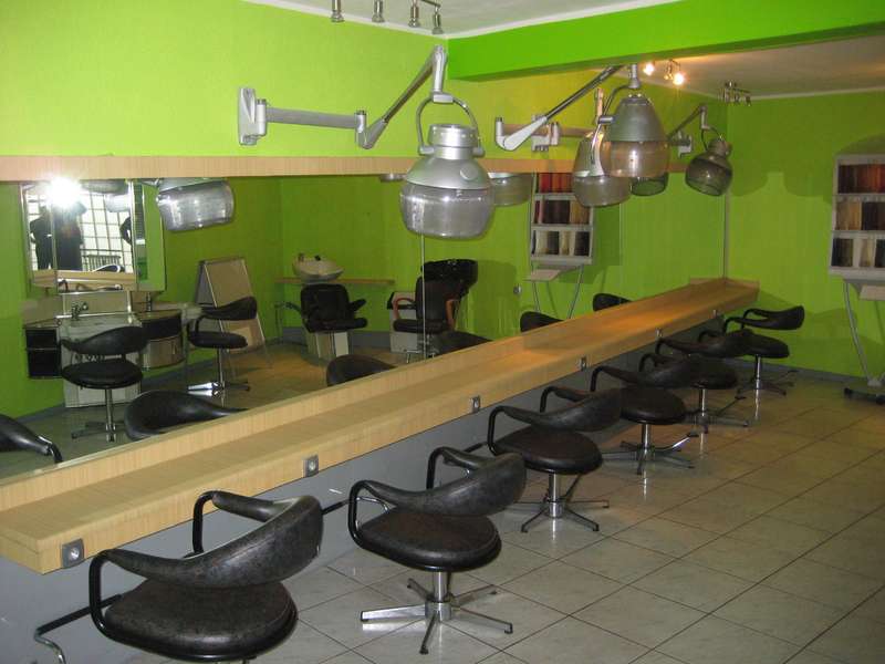 Fläche für Salon oder Praxis zu vermieten