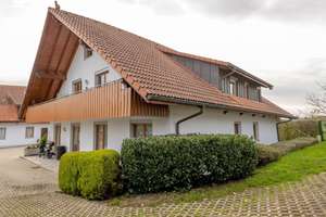 Ruhige 3-Zimmer-Wohnung mit EBK und Balkon in Harpolingen/Bad Säckingen – 79713 Bad Säckingen – Vorschaubild 2