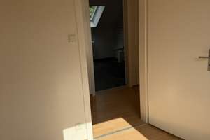 3,5 Raum Wohnung im 6-Familienhaus neu renoviert in Gelsenkirchen Schaffrath ruhige Wohnlage – Nottkamphof 6, 45897 Beckhausen, Gelsenkirchen – Vorschaubild 5