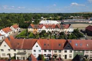 Mit Kreativität zum Traumhaus - gemütliches Reihenmittelhaus mit kleinem Garten und vier Ebenen