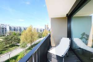 Lichtdurchflutete, geschmackvoll neu möblierte Wohnung mit Parkblick (flexibler Zeitmietvertrag) – Schöneberger Ufer 5c, 10785 Kreuzberg, Berlin – Vorschaubild 3
