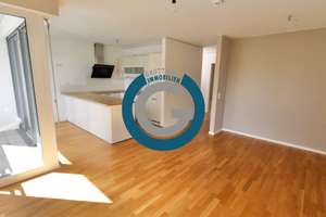 HOCHWERTIGE EINBAUKÜCHE, PARKETTBODEN & FUSSBODENHEIZUNG  - 2 BALKONE - AUFZUG & TG-STELLPLATZ