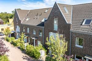Geräumiges Townhouse mit 6 Zimmer und ausgebautem Dachgeschoss in familienfreundlicher Wohnlage – Die vollständige Adresse der Immobilie erhältst du vom Anbieter., 22397 Duvenstedt, Hamburg – Vorschaubild 34