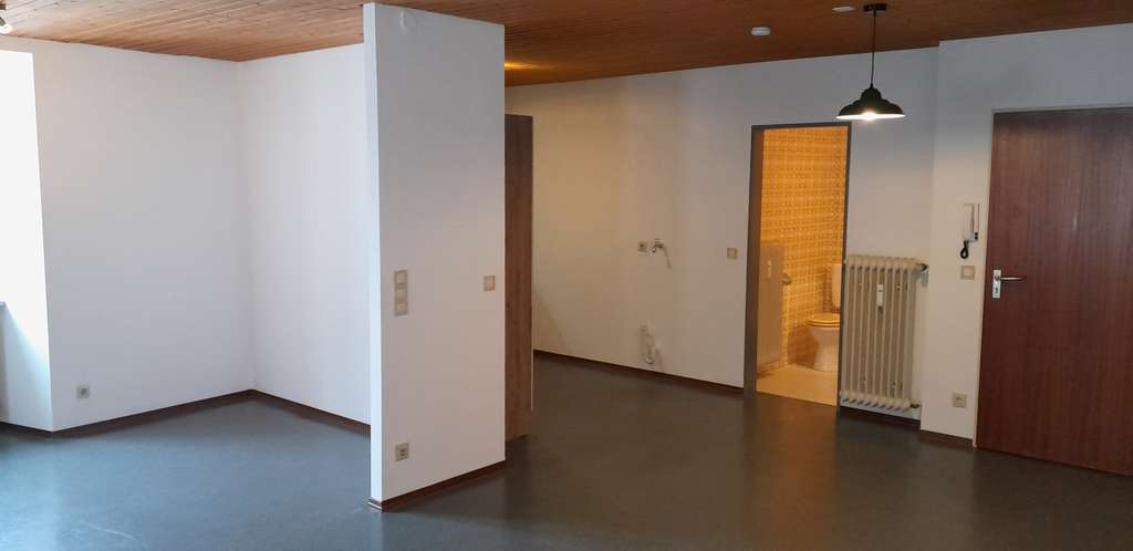 Immobilie in Engen - 1-Zimmer Wohnung im 3. OG mit Aufzug in Engen - Bild 2