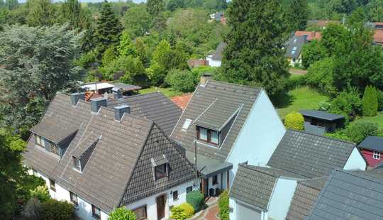 Bild von Zwei Einfamilienhäuser auf einem Grundstück in Grolland