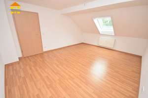 Gemütliches Wohnen direkt im Zentrum - der pure Dachgeschosstraum! – Zieschestraße 25, 9111 Zentrum, Chemnitz – Vorschaubild 15