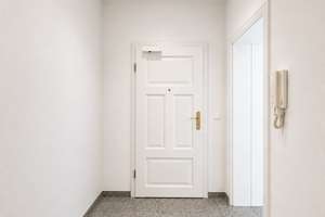 Stilvoll wohnen in der Au - hochwertige 2-Zimmer-Altbauwohnung in unmittelbarer Isarnähe – Die vollständige Adresse der Immobilie erhältst du vom Anbieter., 81541 Untere Au, München – Vorschaubild 8