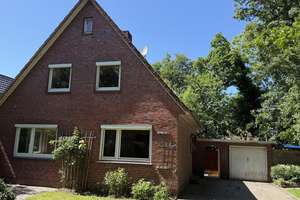 Solides Einfamilienhaus auf großzügigem Eigentumsgrundstück – Roffhausener Landstraße 11c, 26419 Schortens – Vorschaubild 1