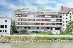 Gut vermietete 3,5-Zi.-Whg. in erster Reihe mit tollem Blick auf die Donau
