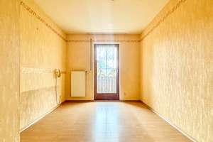 Charmantes Zuhause: 4-Zimmer Reihenmittelhaus mit Garten & Ausbaupotenzial in Furth im Wald – Die vollständige Adresse der Immobilie erhältst du vom Anbieter., 93437 Furth im Wald – Vorschaubild 5