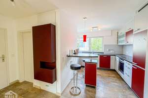 Urbanes Wohnen im Grünen: 5-Zimmer-Wohnung, zwei Balkone, eine Garage und Stellplatz! – Die vollständige Adresse der Immobilie erhältst du vom Anbieter., 70195 Botnang-Ost, Stuttgart – Vorschaubild 9