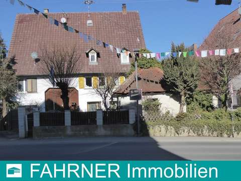 Alteres Einfamilienhaus Mit Scheune Und Elw In Seebronn