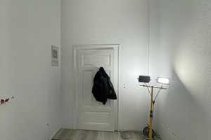 Saniertes 1 Zimmer im Erdgeschoss mit Dusche (WC im Flur) – Hartmannstraße 48, 67063 Ludwigshafen am Rhein – Vorschaubild 2