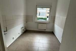 Frisch renovierte 3 raum Wohnung mit Balkon sucht neue Mieter – 4249 Großzschocher, Leipzig – Vorschaubild 3