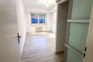 Sehr gut geschnittene, helle 2,5 Zimmerwohnung mit großem Freisitz im schönen Zehlendorf – Die vollständige Adresse der Immobilie erhältst du vom Anbieter., 14165 Zehlendorf, Berlin – Vorschaubild 8