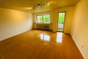3 Zimmer mit Balkon in der 3. Etage