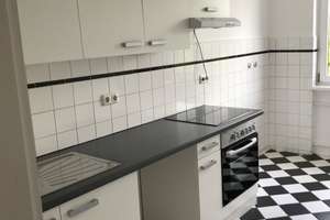schöne 2-Zimmer-Wohnung an der Trave – An der Untertrave 102a, 23552 Innenstadt, Lübeck – Vorschaubild 1