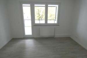 Herrliche Aussichten *Wohnung mit großem Balkon wird modernisiert* – Eichenstr. 45, 45711 Datteln – Vorschaubild 3