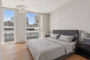 Urbaner Luxus trifft Waterfront-Living – einzigartige Designerwohnung an der Elbe – Die vollständige Adresse der Immobilie erhältst du vom Anbieter., 20457 HafenCity, Hamburg – Vorschaubild 4