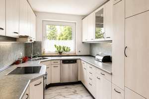 Urban wohnen, entspannt leben – großzügige Wohnung mit 3 Schlafzimmern und Aufzug – Die vollständige Adresse der Immobilie erhältst du vom Anbieter., 45133 Bredeney, Essen – Vorschaubild 5