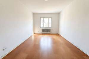 Seeblick-Juwel! 2 Zimmer | 46 m² | 4. OG | Altbau 1926 | Korkboden | Charlottenburg | Sofort frei! – Die vollständige Adresse der Immobilie erhältst du vom Anbieter., 14057 Charlottenburg, Berlin – Vorschaubild 3