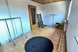 ++VERKAUFT++ Charmantes Wohnhaus mit Garagen und Gartenhütte - Rödental/Mönchröden – Die vollständige Adresse der Immobilie erhältst du vom Anbieter., 96472 Rödental – Vorschaubild 10