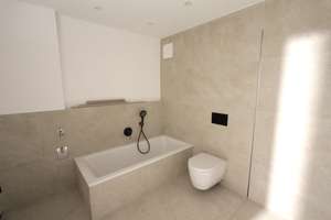 Exklusive Terrassenwohnung inkl. Einliegerwohnung mit Garten in Bestlage Nymphenburg – Böcklinstr. 17, 80638 Neuhausen, München – Vorschaubild 11