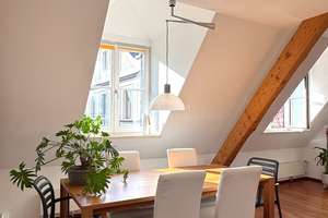 Helle, komplett möblierte 2-Zimmer-Dachgeschosswohnung am St.-Anna-Platz – Die vollständige Adresse der Immobilie erhältst du vom Anbieter., 80538 Lehel, München – Vorschaubild 6