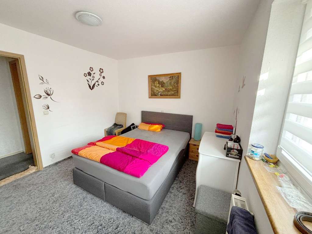 Immobilie in Friedrichroda - Zwei Häuser zum Preis von einem: Charmantes Reihenhaus plus Sanierungsobjekt in Finsterbergen - Bild 4