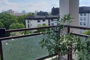 Ganz oben!  Schöne  2-Zimmer-Süd-Wohnung mit Charme, zwei Balkone   U-Bahnnähe (U6) – Wolkerweg 8 a, 81375 Neuhadern, München – Vorschaubild 5