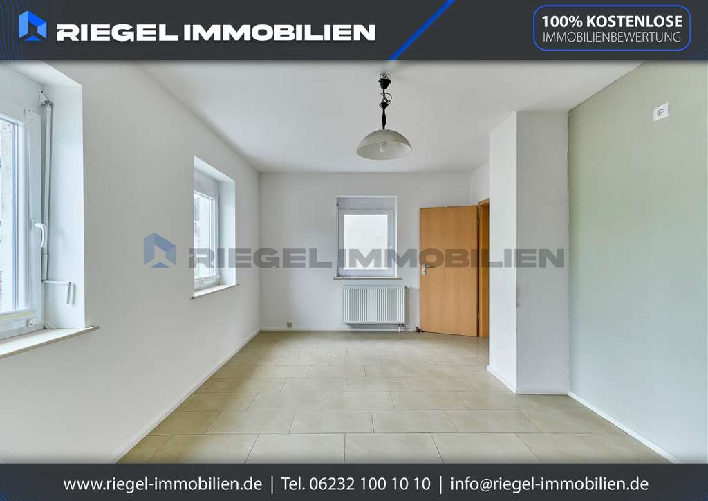 Immobilie in Hanhofen - Sie hier? Wir auch! Bezahlbares EFH mit Scheune und Gartenbereich in einem gepflegtem Zustand - Bild 0