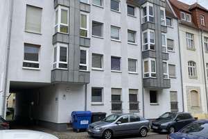 Großes 1 Zimmer-Apartment mit Einbauküche zu vermieten