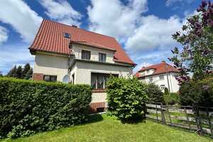Bevorzugtes EFH mit 6 Zimmern, Kaminanschluss, Keller, Garagen auf herrlichem Biesnitz-Grundstück – Görlitz – Vorschaubild 4