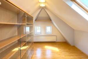 Familienhaus in Leipzig-Grünau mit Photovoltaik, Sauna und weiteren Extras! – Die vollständige Adresse der Immobilie erhältst du vom Anbieter., 4207 Grünau-Siedlung, Leipzig – Vorschaubild 4