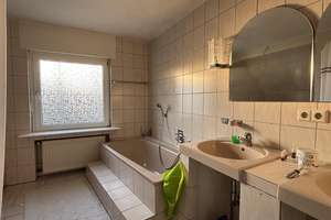 Viel Platz für die ganze Familie – Großzügiges Einfamilienhaus in Versmold-Peckeloh – Die vollständige Adresse der Immobilie erhältst du vom Anbieter., 33775 Versmold – Vorschaubild 12