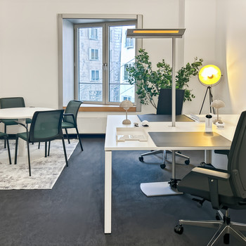 Privater Büroraum für 5 Person in Regus Neuer Zollhof