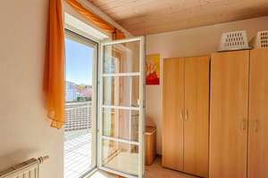 Helle 2-Zimmer Dachgeschoss Wohnung in Ingolstadt Süd – Die vollständige Adresse der Immobilie erhältst du vom Anbieter., 85051 Südwest, Ingolstadt – Vorschaubild 8