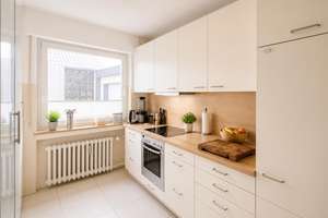 Seltenes (Mehrgenerationen) Haus in Bensberger TOP- Lage mit Traumgrundstück, auf über 200m2 Fl... – Die vollständige Adresse der Immobilie erhältst du vom Anbieter., 51429 Bensberg, Bergisch Gladbach – Vorschaubild 9