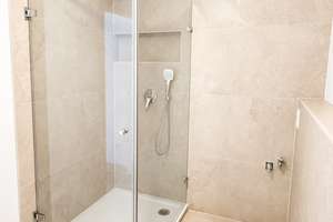 EINZIEHEN UND WOHLFÜHLEN: Sanierte, schöne 3-Zi.-Whg mit Loggia + TG-Stpl. in S-Sillenbuch * – Die vollständige Adresse der Immobilie erhältst du vom Anbieter., 70619 Sillenbuch (Ortsteil), Stuttgart – Vorschaubild 11