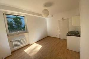 Gepflegte 1-Zimmer-Wohnung mit Einbauküche in Schwabing, München – 80805 Biederstein, München – Vorschaubild 7