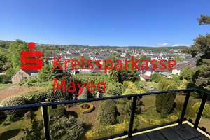 Ihr eigenes Parkgrundstück mit toller Aussicht mitten in der Stadt.

 – Die vollständige Adresse der Immobilie erhältst du vom Anbieter., 56727 Mayen – Vorschaubild 4