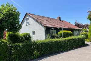 Charmantes, freistehendes 1-Familienhaus aus den 60-er Jahren, in schöner, ruhiger Wohnlage – Ludwigsburg (Kreis) – Vorschaubild 2