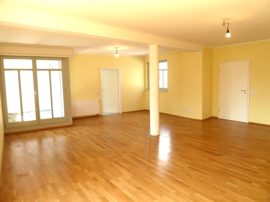 Modernes Stadthaus in familienfreundlicher Lage von Bad Homburg... V-E-R-K-A-U-F-T.. image 4