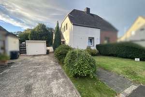 Charme und Nostalgie! Stilvoll modernisierte Doppelhaushälfte mit großflächigem Garten und Garage! – Die vollständige Adresse der Immobilie erhältst du vom Anbieter., 45896 Scholven, Gelsenkirchen – Vorschaubild 2
