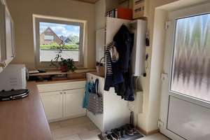 Viel Platz für die Familie auf traumhaftem Grundstück! – Die vollständige Adresse der Immobilie erhältst du vom Anbieter., 25727 Krumstedt – Vorschaubild 9
