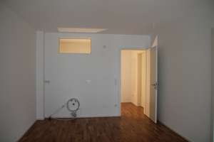 Moderne Gartenoase in Augsburg-Göggingen: Stilvolle 2-Zimmer-Wohnung mit Komfort-Bad & Terrasse – Butzstraße 31, 86199 Göggingen-Süd, Augsburg – Vorschaubild 3