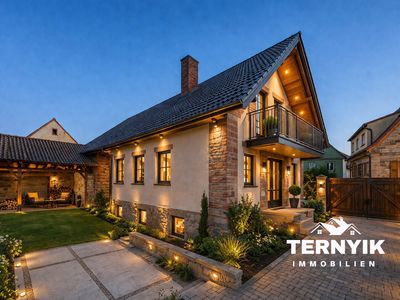 Einmaliger Vierseithof im LK Bamberg! Riesiges Grundstück, 2 x Haus, Halle, 6000 qm Bauland! Garten!