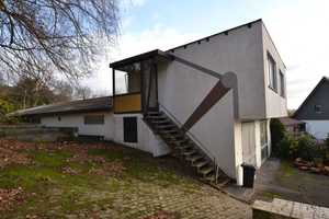 Alles in einem: Einfamilienhaus mit Garage und Halle - Nebengebäude - Halle mit Büro und Garage! – Angerweg 6, 37632 Holzminden (Kreis) – Vorschaubild 10